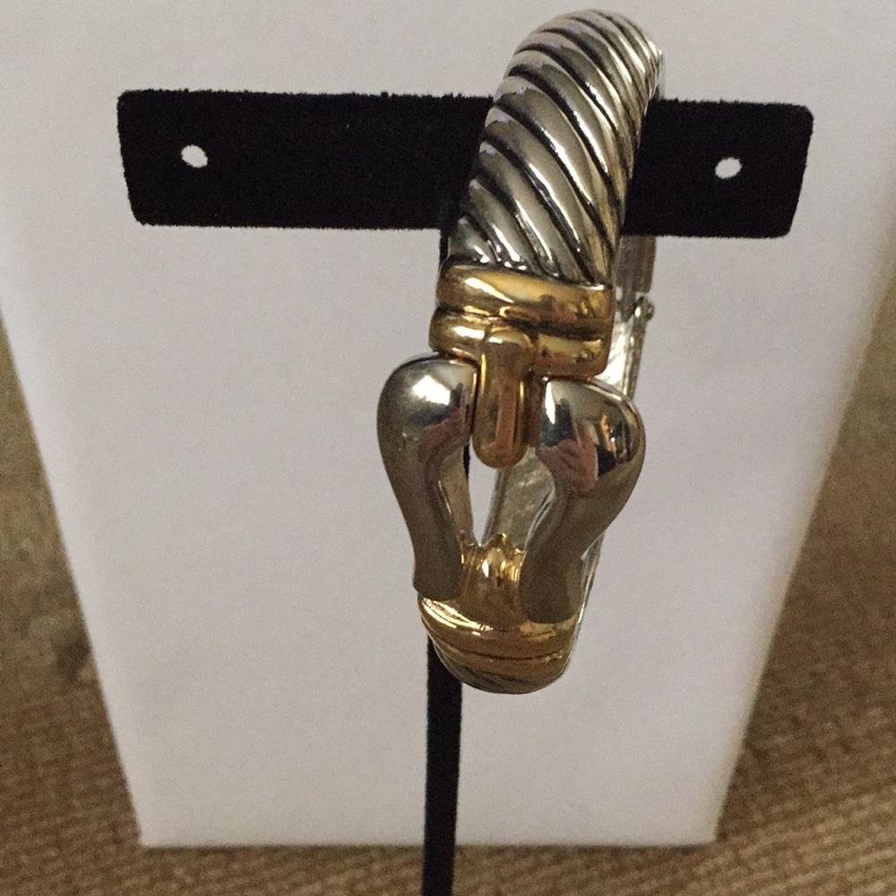 Cuff bracelet